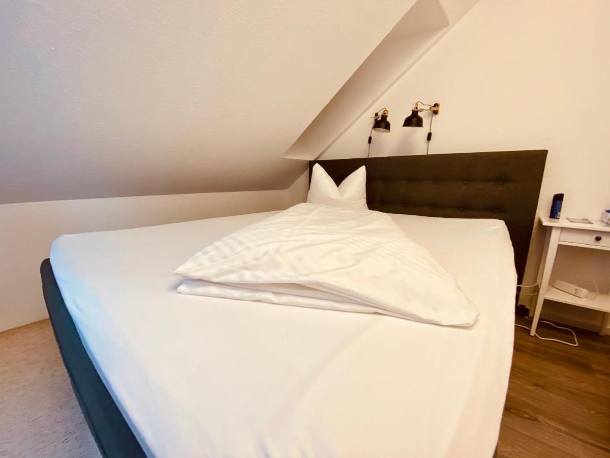 Waldhorn Alleenring Apartments 키르하임운터텍 외부 사진
